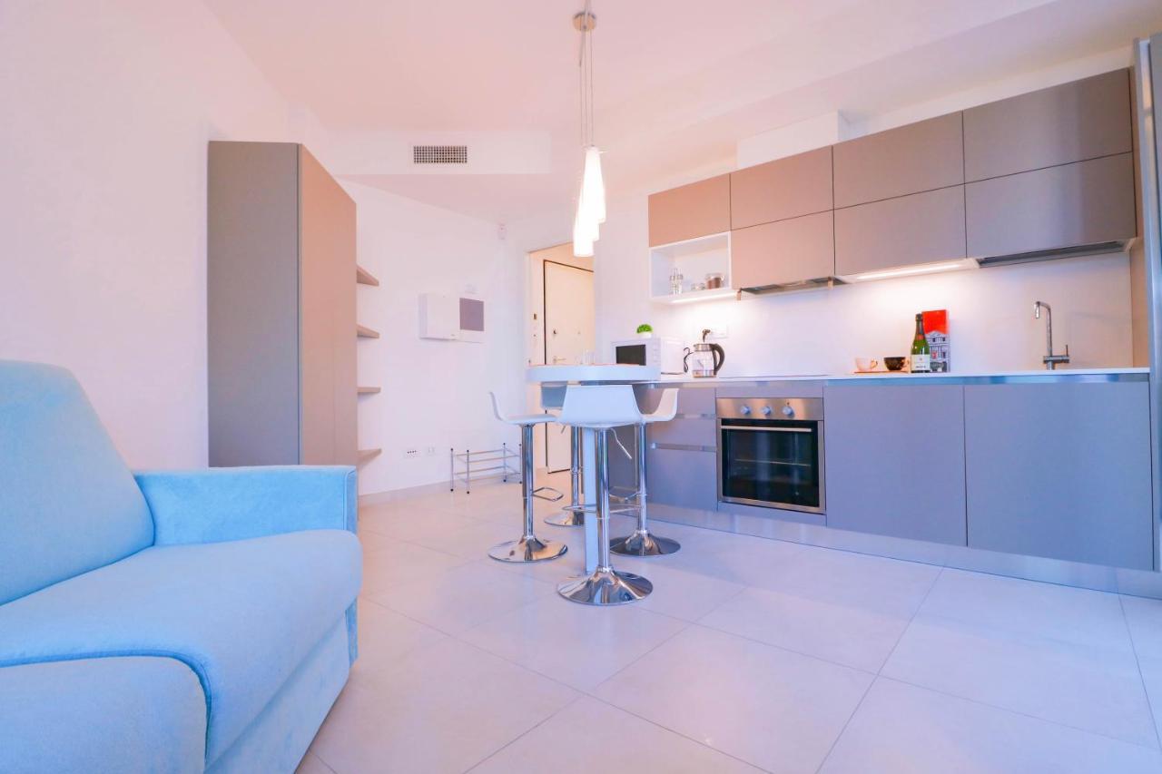 H11 Luxury 9A - Porto - Piscina - Jacuzzi Apartman Santo Stefano al Mare Kültér fotó