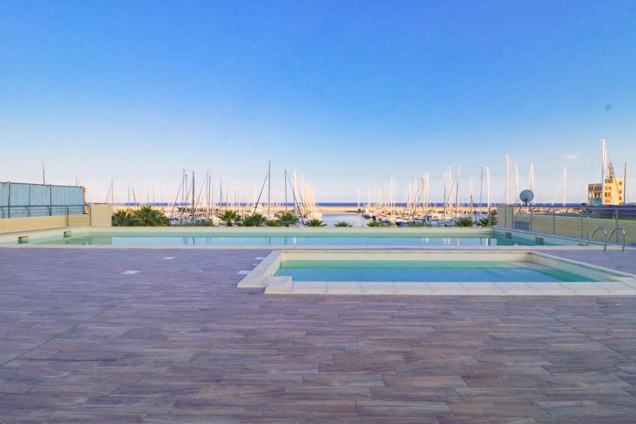 H11 Luxury 9A - Porto - Piscina - Jacuzzi Apartman Santo Stefano al Mare Kültér fotó